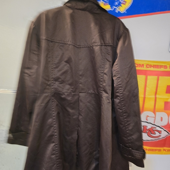 George Brown Trench Coat - Picture 8 of 8